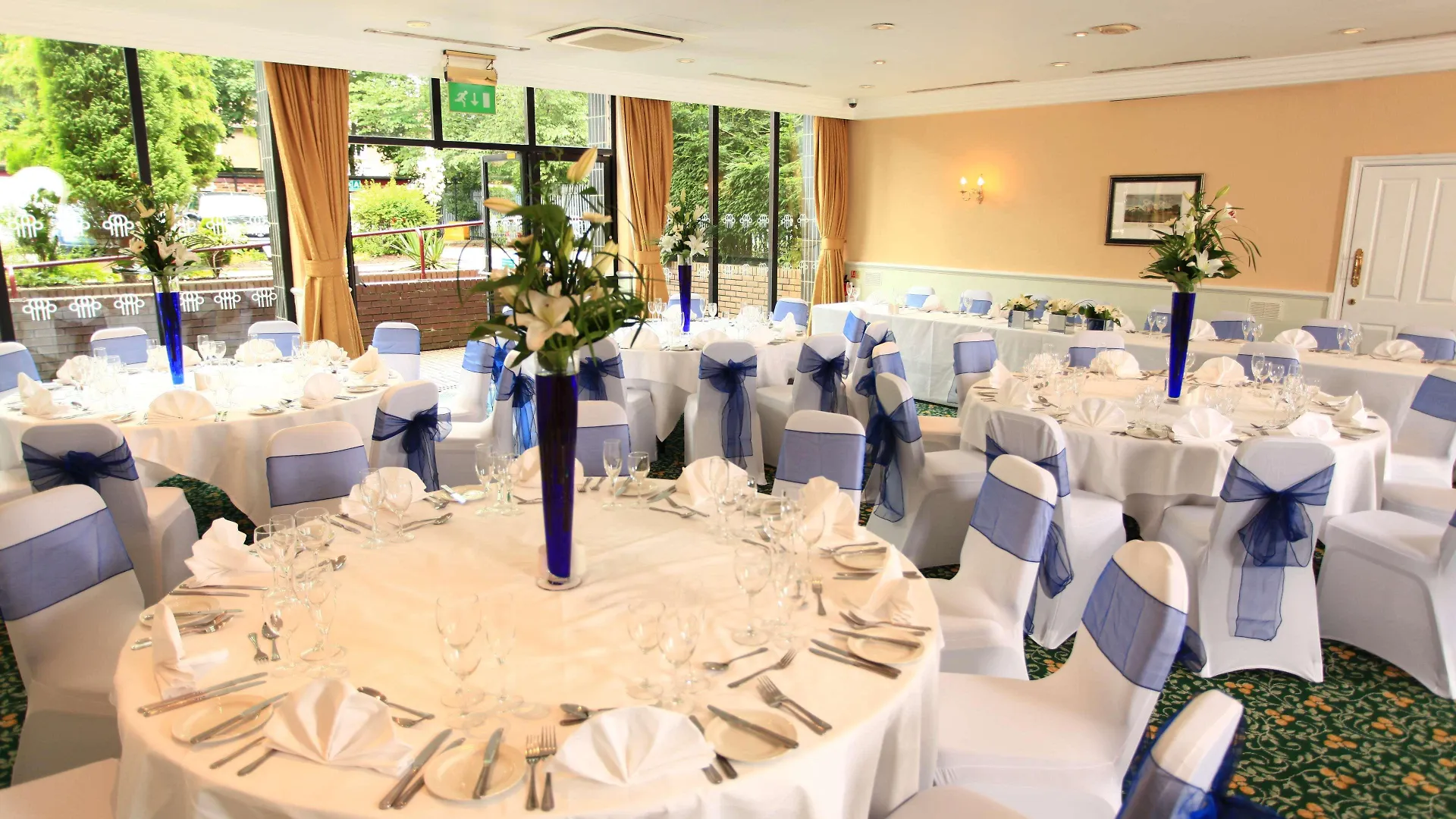 Aparthotel Best Western Plus Pinewood Manchester Airport-Wilmslow Hotel