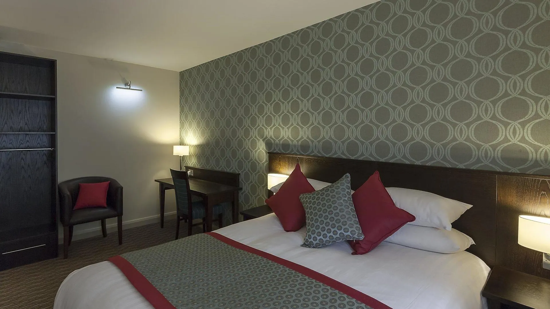 Ξενοδοχείο με διαμερίσματα Best Western Plus Pinewood Manchester Airport-Wilmslow Hotel