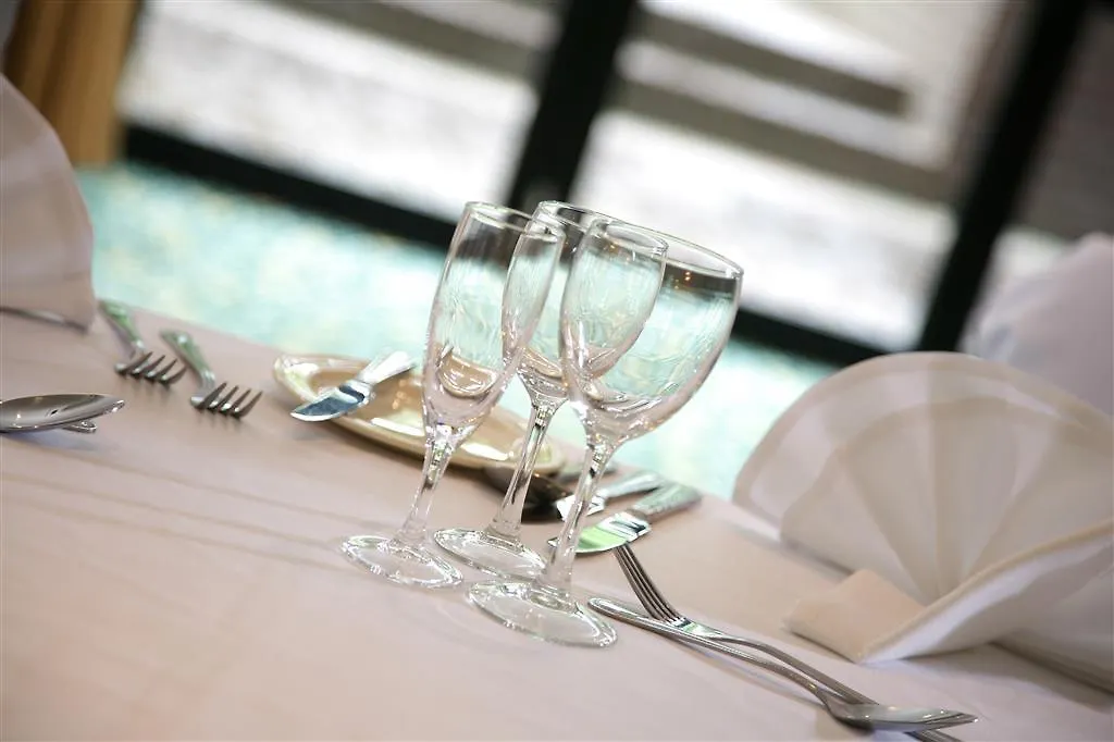 Best Western Plus Pinewood Manchester Airport-Wilmslow Hotel Ξενοδοχείο με διαμερίσματα
