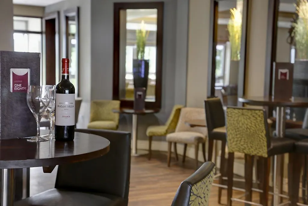 Ξενοδοχείο με διαμερίσματα Best Western Plus Pinewood Manchester Airport-Wilmslow Hotel